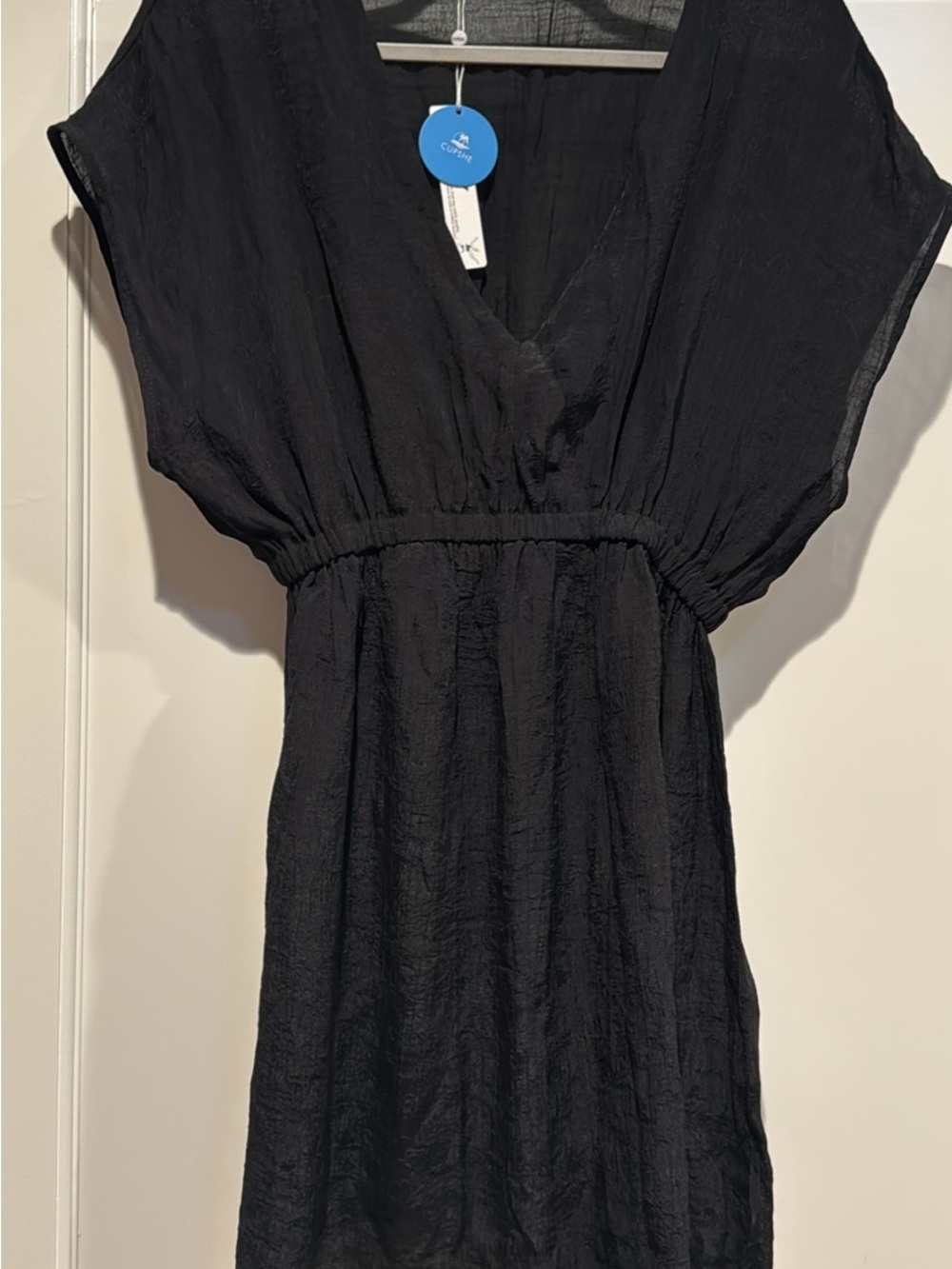 Cupshe Black V-Neck Swim Coverup
